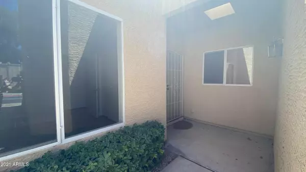 Chandler, AZ 85225,625 N HAMILTON Street #4