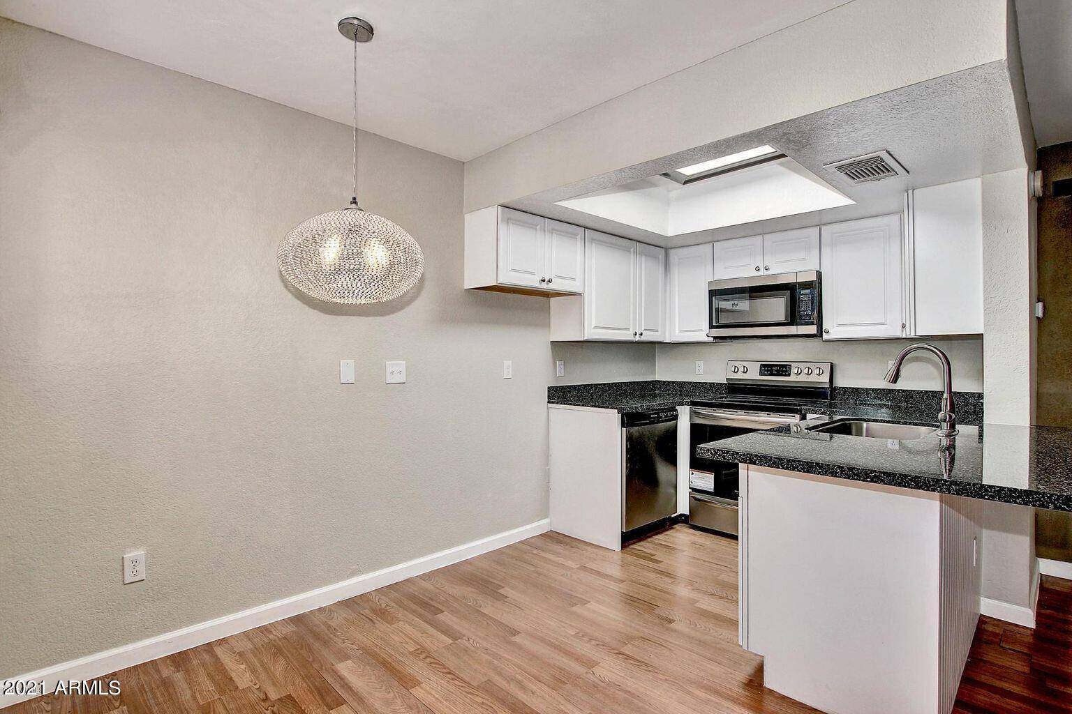 Scottsdale, AZ 85257,8155 E ROOSEVELT Street #126