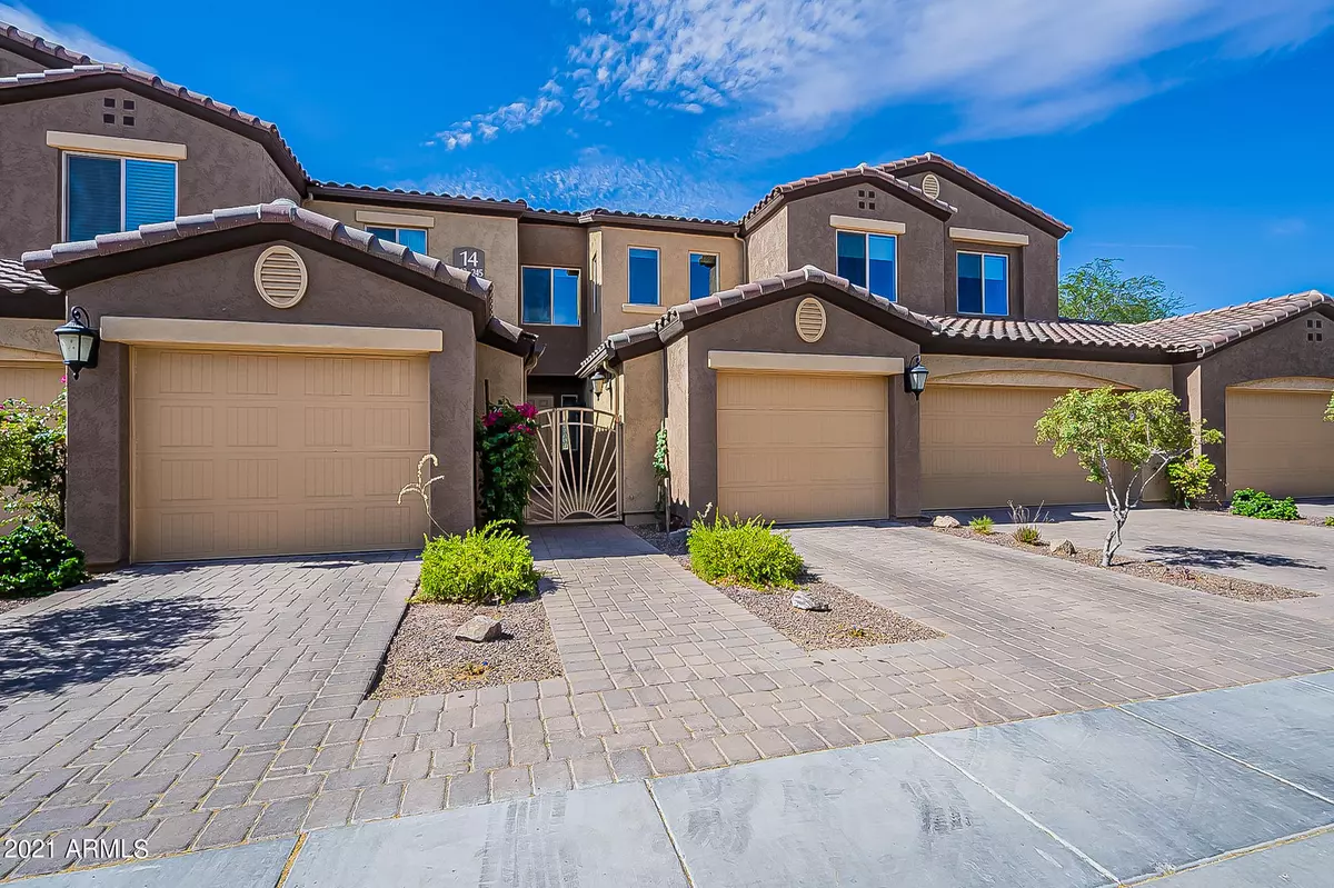 Chandler, AZ 85248,250 W QUEEN CREEK Road #244