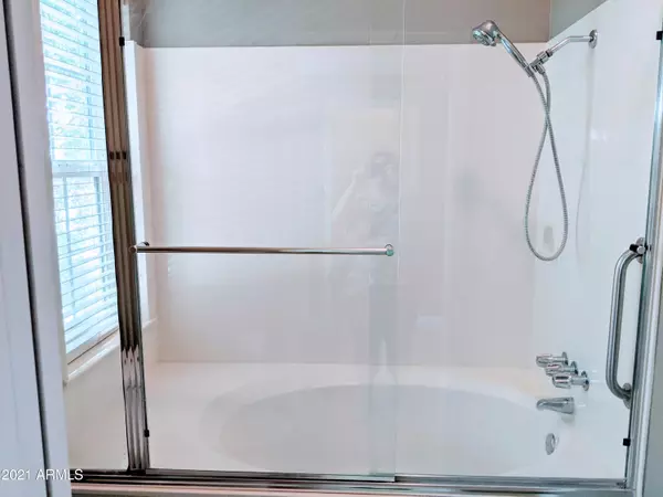 Scottsdale, AZ 85254,5640 E Bell Road #1001