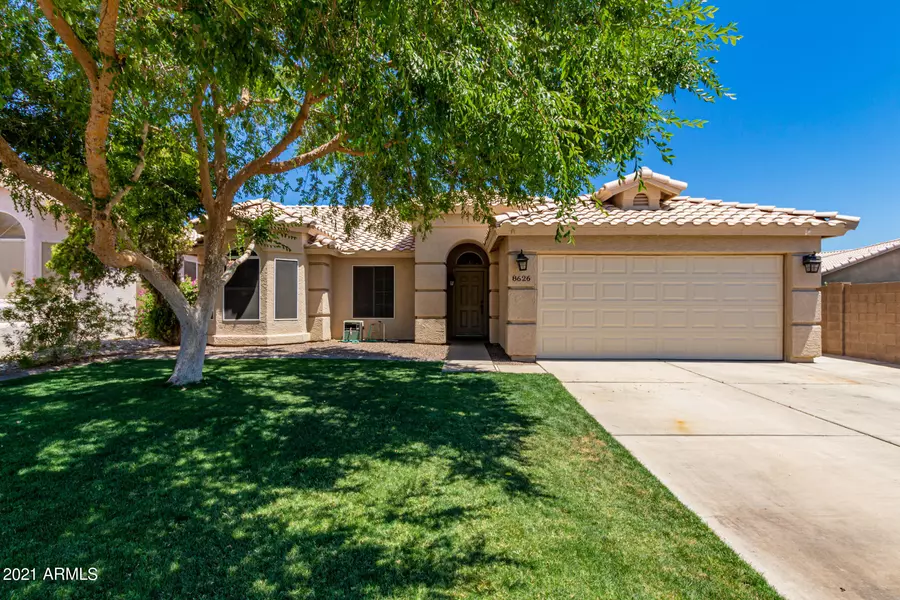 8626 W JOHN CABOT Road, Peoria, AZ 85382