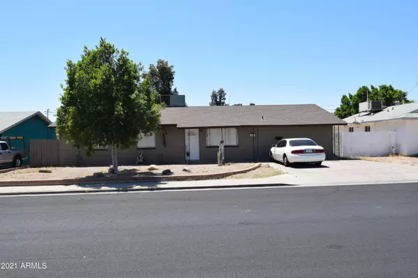 444 S HUNT Drive, Mesa, AZ 85204