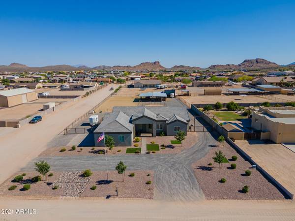 San Tan Valley, AZ 85143,715 W SILVERDALE Road