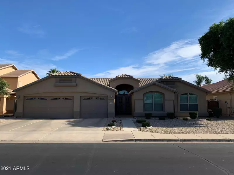 9910 E PANTERA Avenue, Mesa, AZ 85212