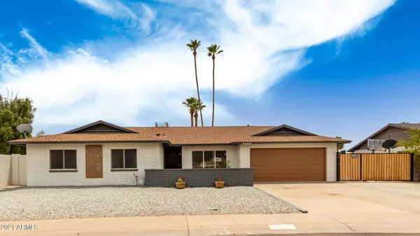 4333 W RUTH Avenue, Glendale, AZ 85302