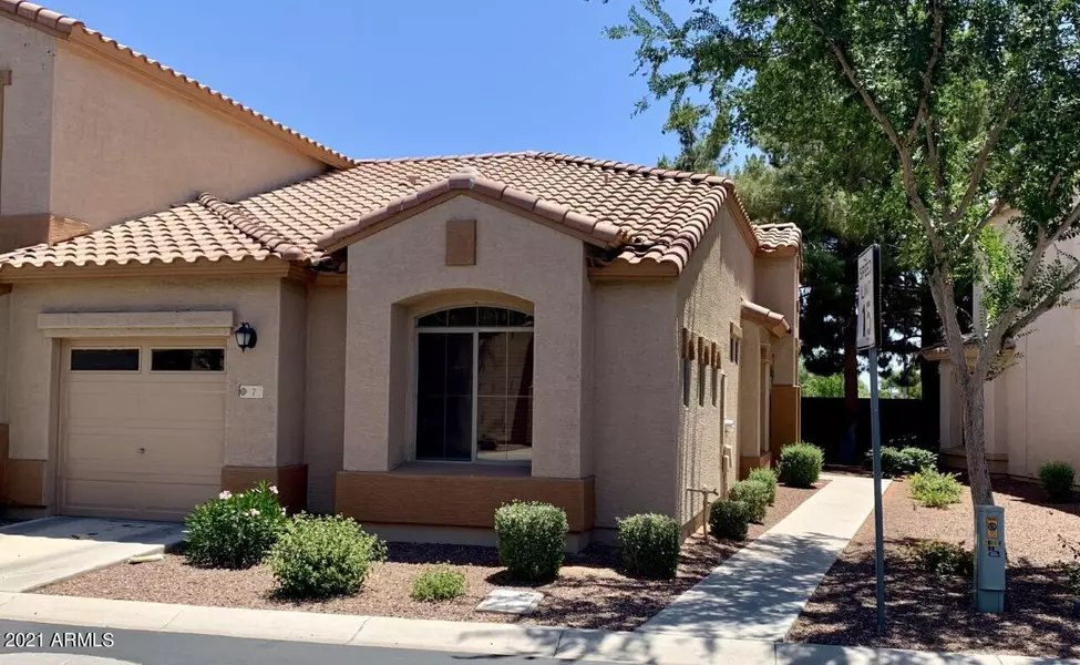 2600 E SPRINGFIELD Place #7, Chandler, AZ 85286