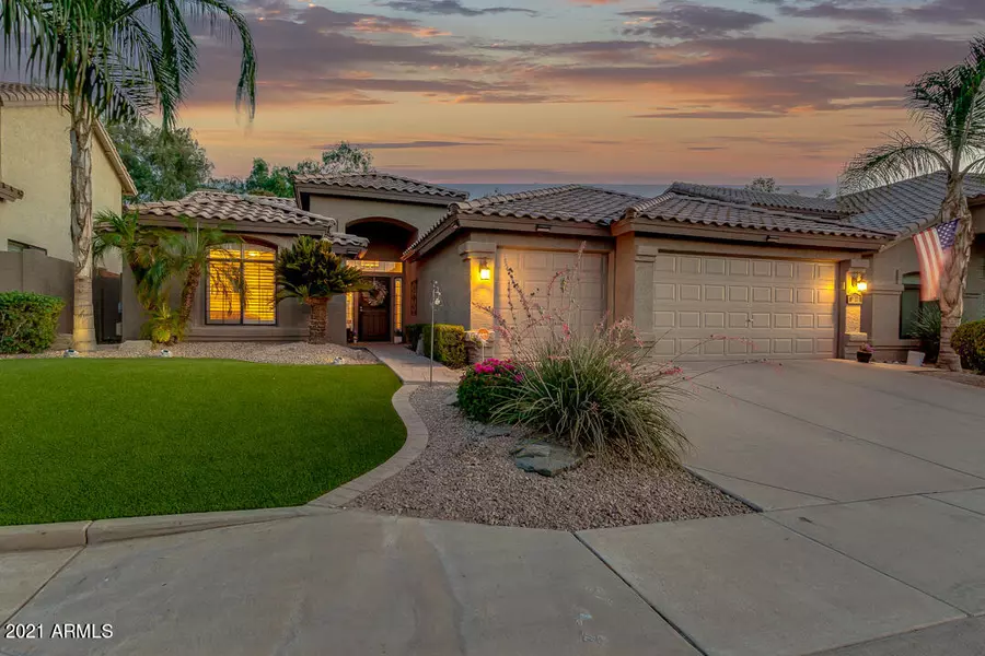 1281 W HONEYSUCKLE Lane, Chandler, AZ 85248