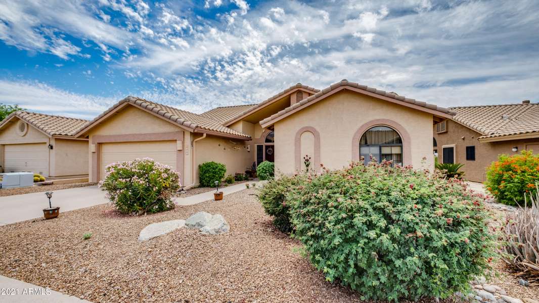 8455 E Jumping Cholla Drive, Gold Canyon, AZ 85118