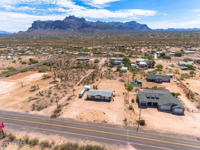 115 S STARR Road, Apache Junction, AZ 85119