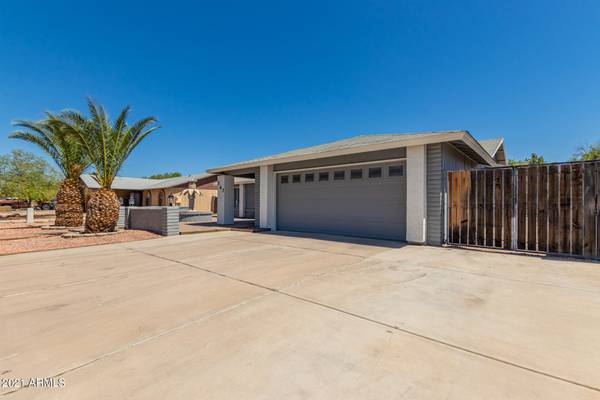 Chandler, AZ 85225,547 W MYRNA Lane