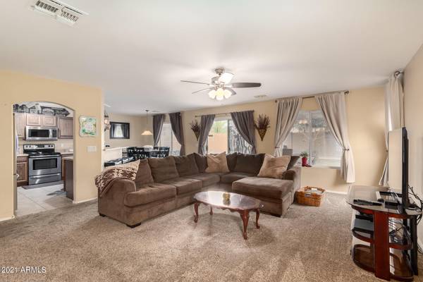 San Tan Valley, AZ 85143,31849 N CHEYENNE Circle