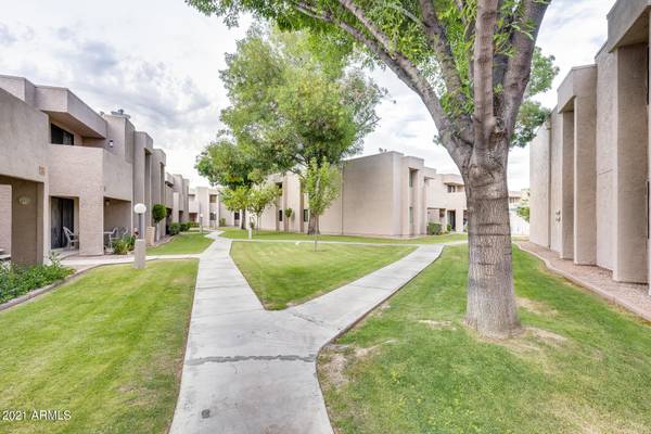 Mesa, AZ 85202,1920 W LINDNER Avenue #272