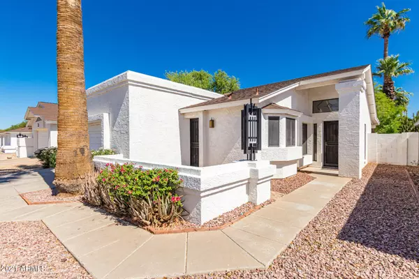 402 W KINGS Avenue, Phoenix, AZ 85023