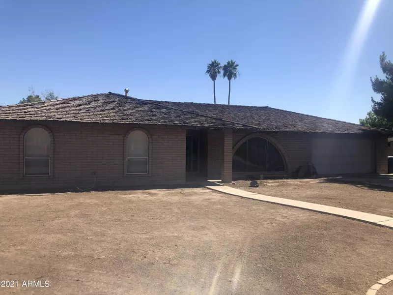 2023 E PEBBLE BEACH Drive, Tempe, AZ 85282