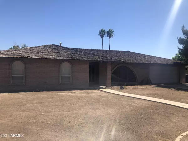 2023 E PEBBLE BEACH Drive, Tempe, AZ 85282