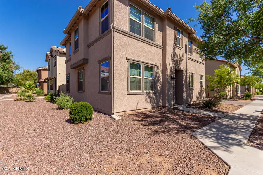 545 N RANGER Trail, Gilbert, AZ 85234