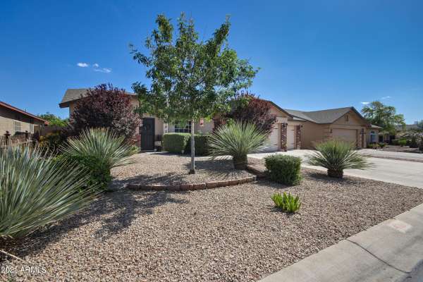 San Tan Valley, AZ 85140,4801 E MAGNUS Drive