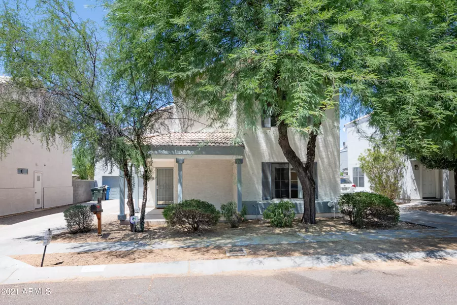 2726 E CAMBRIDGE Avenue, Phoenix, AZ 85008