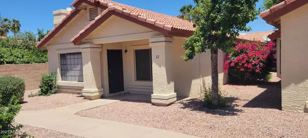 1120 N VAL VISTA Drive #Unit 32, Gilbert, AZ 85234