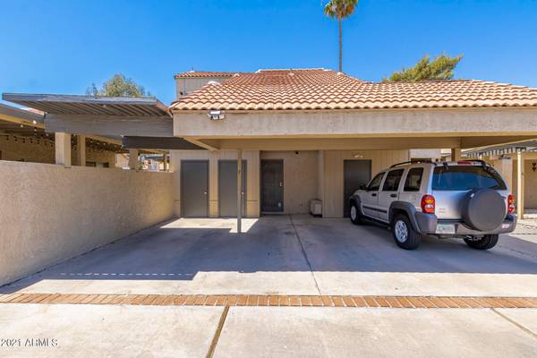 Phoenix, AZ 85023,2416 W CARIBBEAN Lane #7