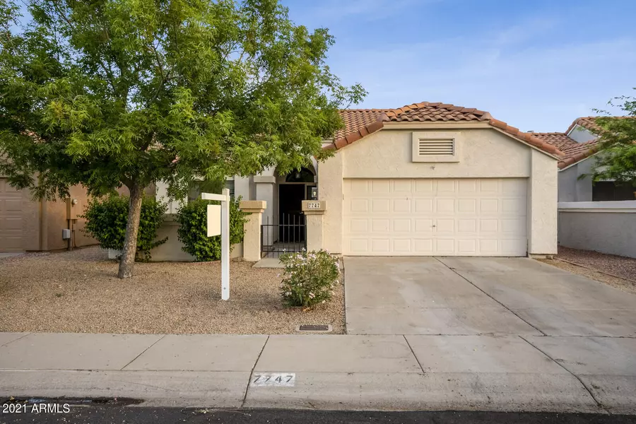 7747 W JULIE Drive, Glendale, AZ 85308