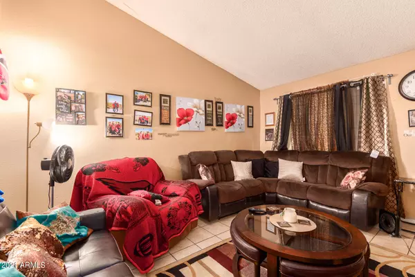 Chandler, AZ 85225,875 S NEBRASKA Street #37