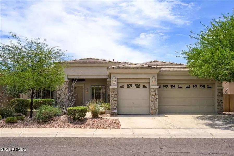 5223 E HASHKNIFE Road, Phoenix, AZ 85054