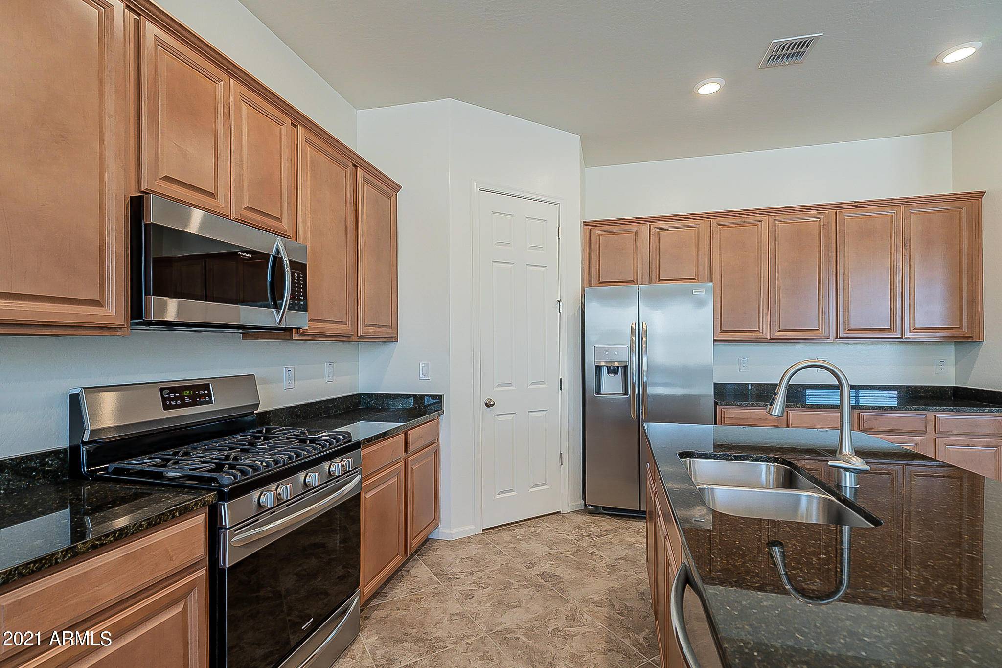 Surprise, AZ 85387,16797 W MONTANA DE ORO Drive