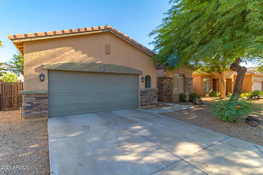 871 E TAURUS Place, Chandler, AZ 85249