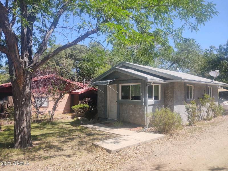 16610 W WALNUT Drive, Yarnell, AZ 85362