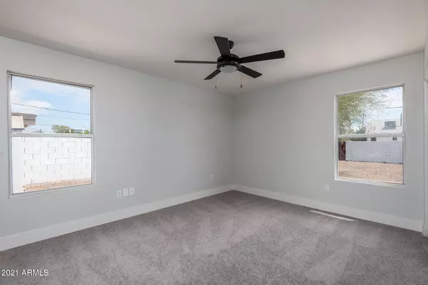 Phoenix, AZ 85006,1137 E TAYLOR Street