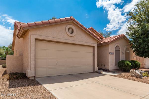 Chandler, AZ 85249,6661 S OAKMONT Drive