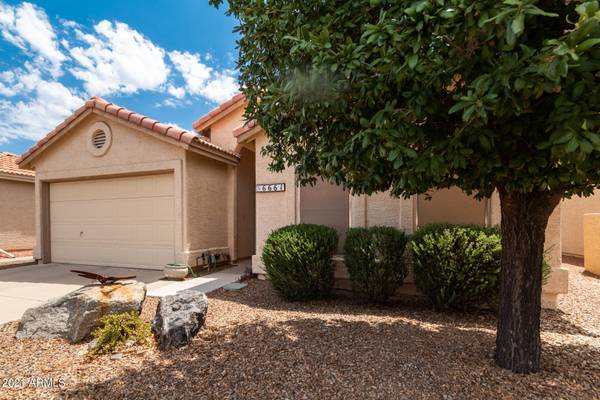 Chandler, AZ 85249,6661 S OAKMONT Drive