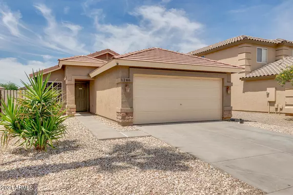 1286 E SAGUARO Trail, San Tan Valley, AZ 85143