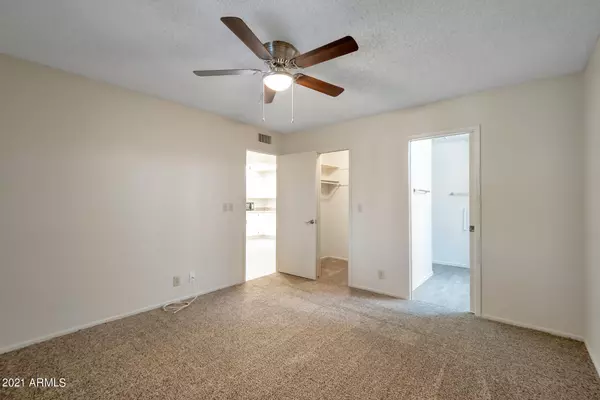 Mesa, AZ 85206,520 S GREENFIELD Road #26