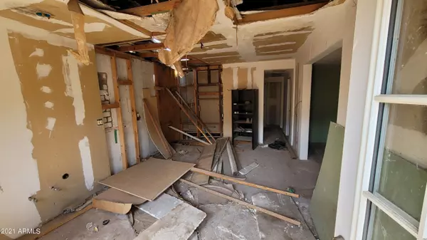 Superior, AZ 85173,96 N PINAL Avenue