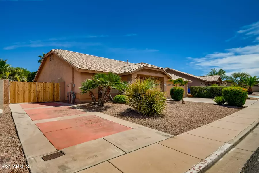 2415 N SAFFRON --, Mesa, AZ 85215