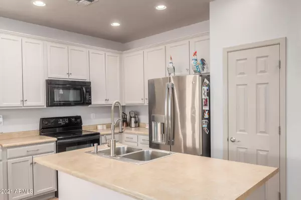 Phoenix, AZ 85041,7008 S 21ST Drive