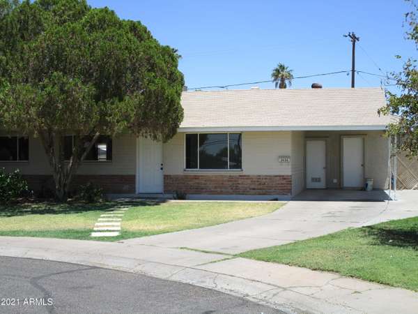 Phoenix, AZ 85029,3036 W ASTER Drive