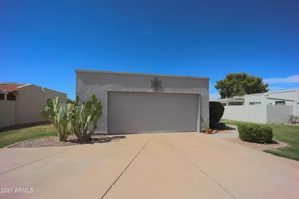 457 LEISURE WORLD --, Mesa, AZ 85206