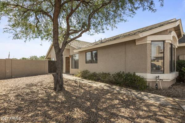 Phoenix, AZ 85024,18801 N 8TH Place