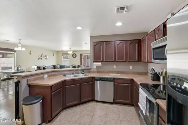 San Tan Valley, AZ 85140,1109 E KELSI Avenue