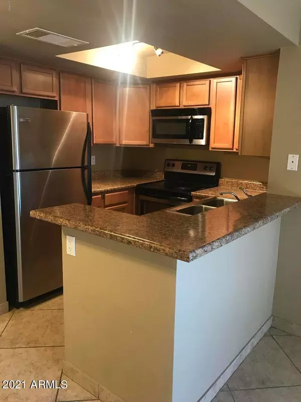 Mesa, AZ 85201,745 N DOBSON Road #224