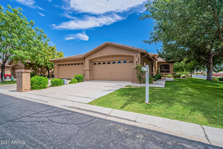 9603 E ROCKY LAKE Drive, Sun Lakes, AZ 85248