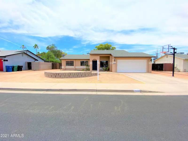 2443 E DOLPHIN Avenue, Mesa, AZ 85204