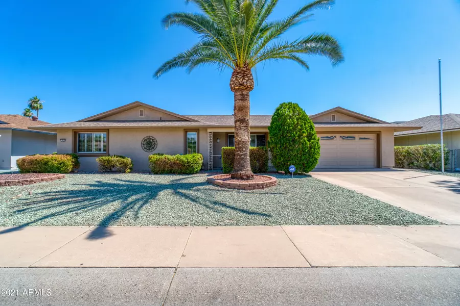 9711 W WRANGLER Drive, Sun City, AZ 85373