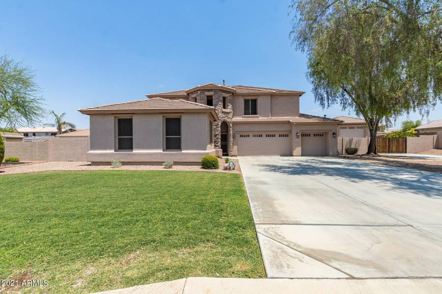 8364 W SAN JUAN Avenue, Glendale, AZ 85305