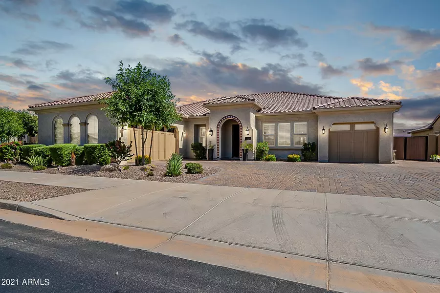 22325 E CAMACHO Road, Queen Creek, AZ 85142