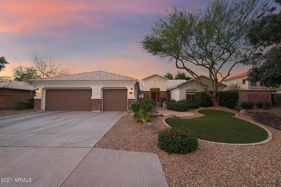 7238 W SOFTWIND Drive, Peoria, AZ 85383