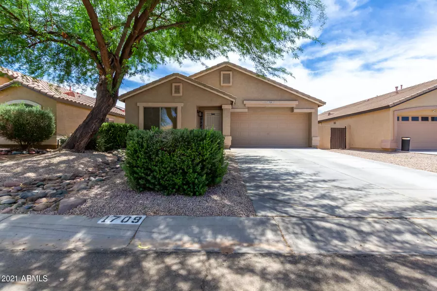 1709 E DANIELLA Drive, San Tan Valley, AZ 85140